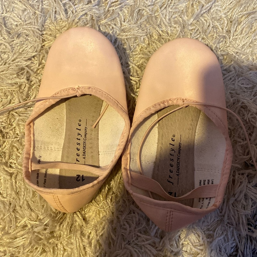 Girls, ballet shoe size 12